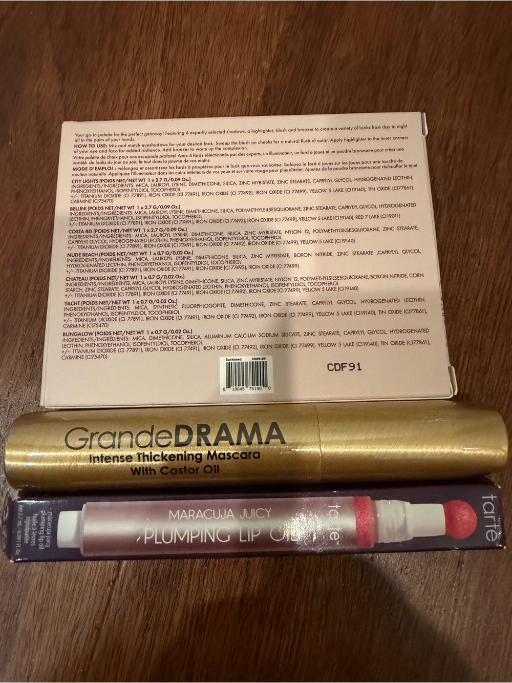 Wander Beauty Sunkissed Eyeshadow Palette — Peach, Gold, Brown, Cream - Picture 2 of 5